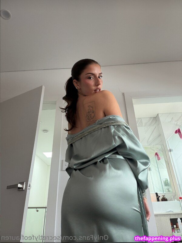 llaurenella / lloz555 / lozd0g Naakte OnlyFans Foto #4