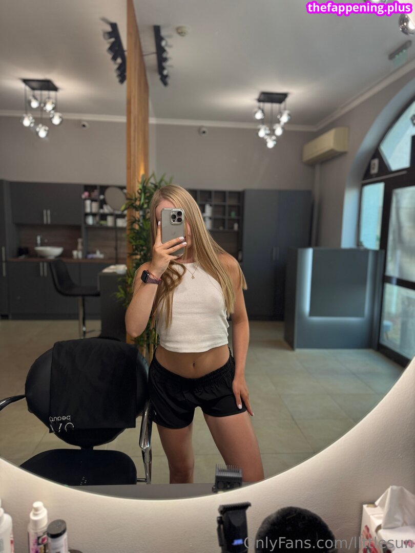 llttlesun Fotografie OnlyFans Dezbrăcată #1