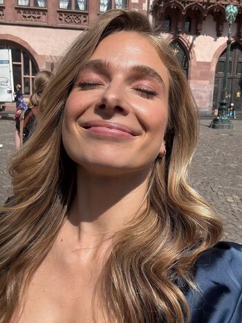 Lola Weippert