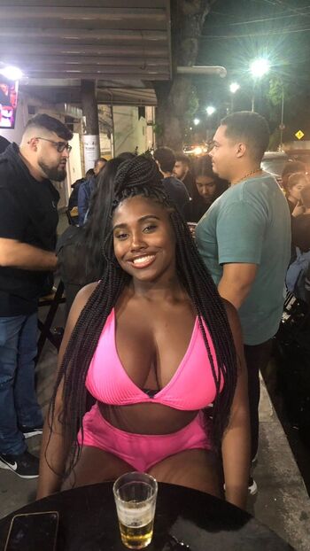 lrissa_fernandes190