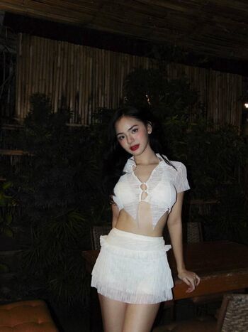 Lyndin Daphne Cruz