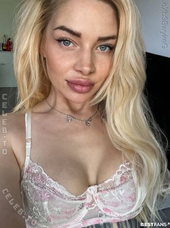 Madeleine Smdt