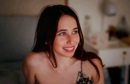 Madeline_Kay