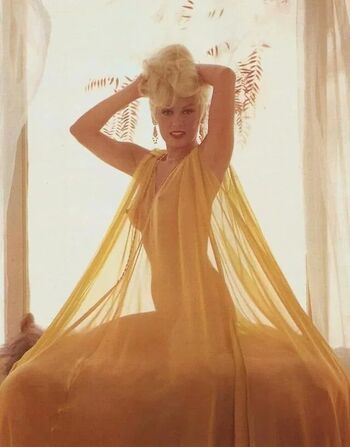 Mamie Van Doren
