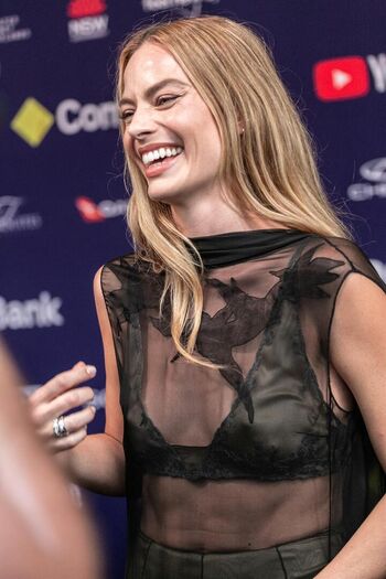 Margot Robbie