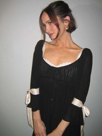 Maude Apatow