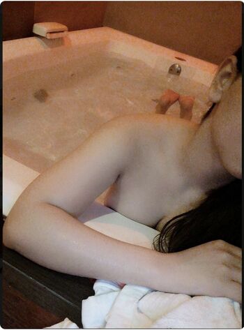 Mia Basanes