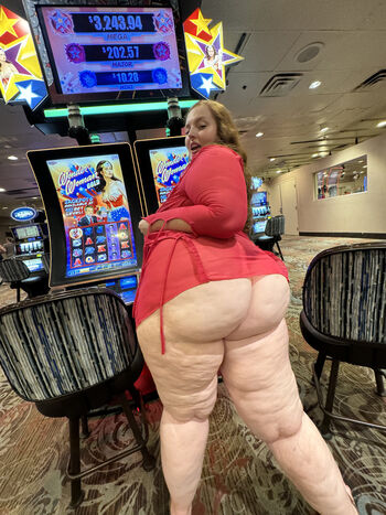 Mia Dior