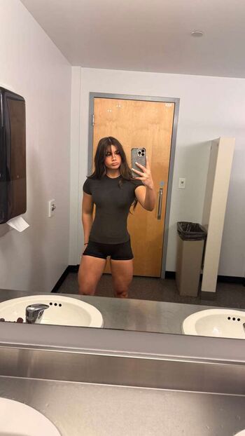 Mikayla Campinos