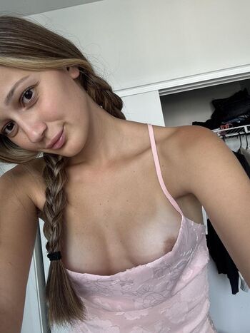 Mila Voss
