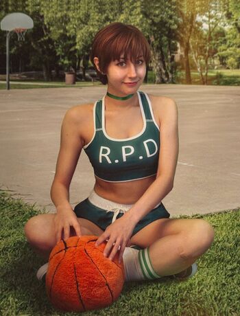 mimidoescosplay