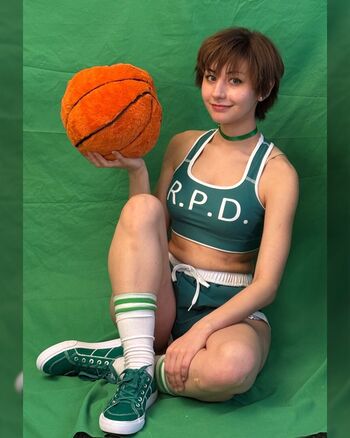 mimidoescosplay