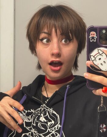 mimidoescosplay
