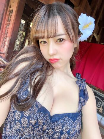 mina_pochico