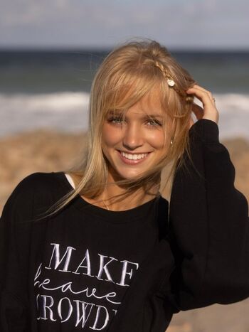 Natalie Grace