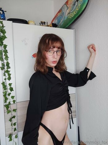 nicki_fox