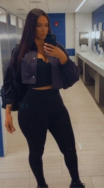 Nicole Mcnair