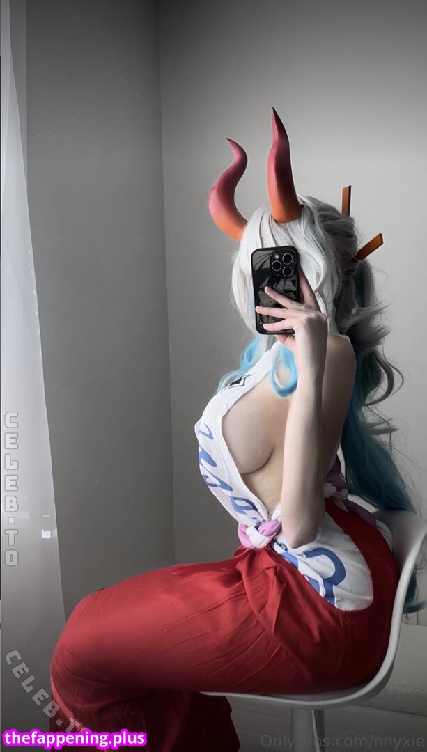 https: / kltt3y / nnyxie Фото обнажённых OnlyFans #15