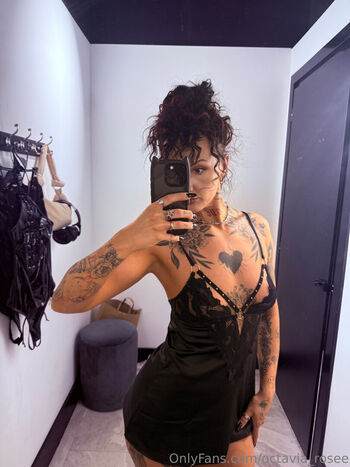Octavia_rosee