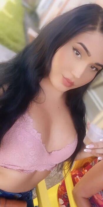 official.latiiinamamiii