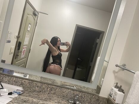 qweeneevee
