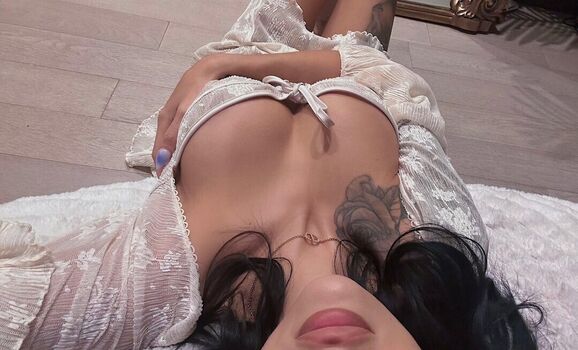 Rose Zara