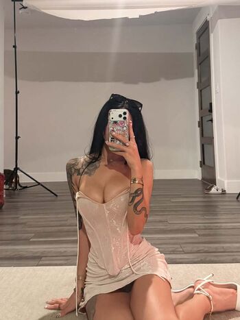 Rose Zara