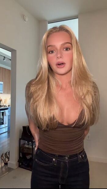 Samantha Riehl