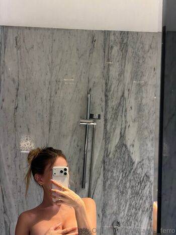 Sasha_Ferro