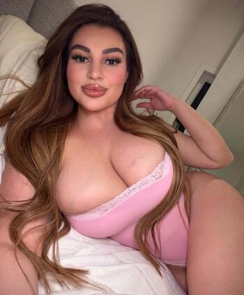 Savala Tee