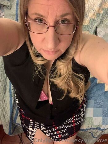 Sexy Suzielove