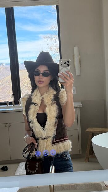 Sssniperwolf