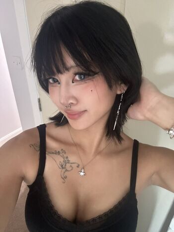 Thai Girls ????????