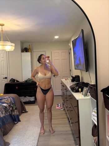 Tianna Gregory