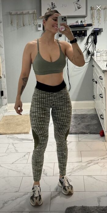 Tianna Gregory