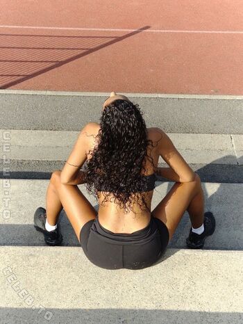 Tina Kunakey