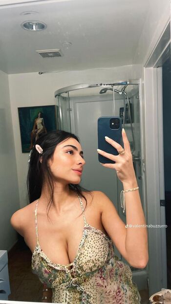 Valentina Buzzurro