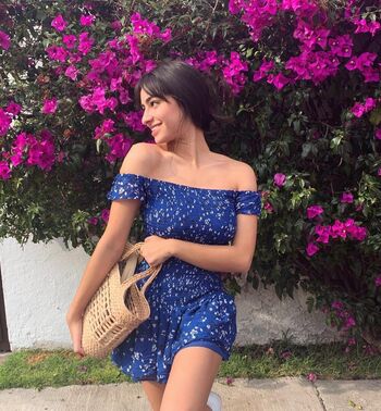 Valentina Buzzurro