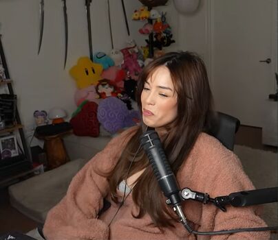 Valkyrae