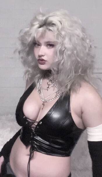 Venom.wifey