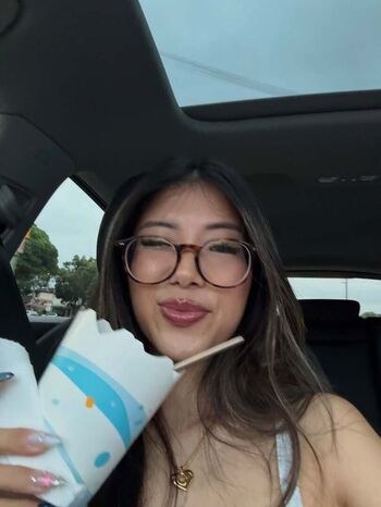 Vivian Marie Wong