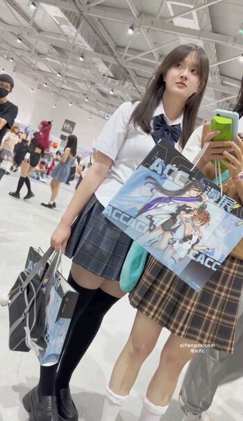 Voyeur Asian Pissing Toilet &Amp; Upskirts Only