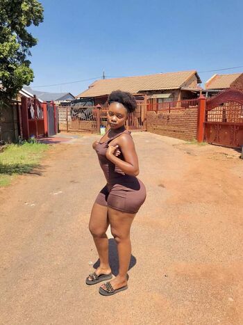 Vunene Taiwo Mabunda