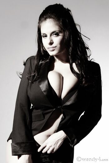 Wendy Fiore