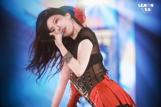 WomenK-pop