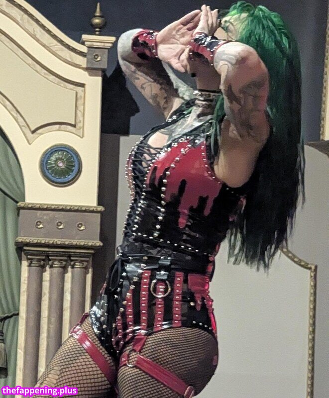 Shotzi Blackheart / ShotziWWE / WWE Shotzi 누드 OnlyFans 사진 #496