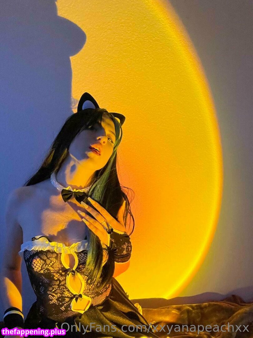 xxsexisex / xxsexypeachxx Nude OnlyFans Photo #3