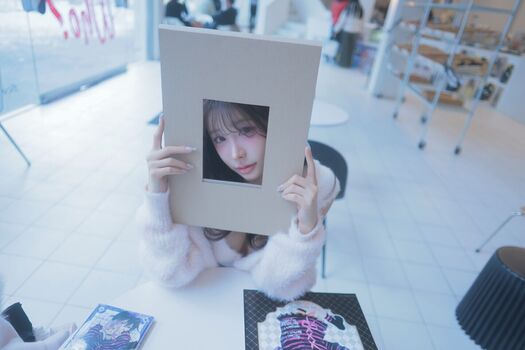 Yeon Yu/yeonyumilk
