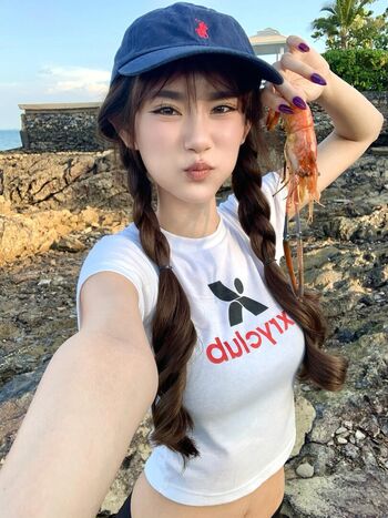 Yujeen.indyy