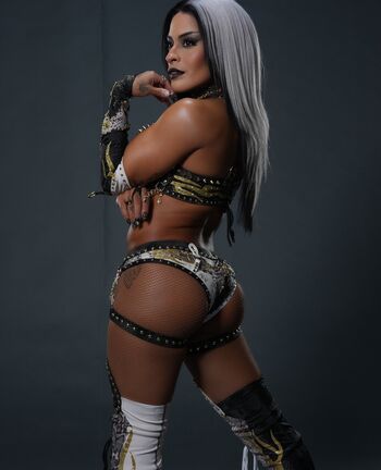 Zelina Vega